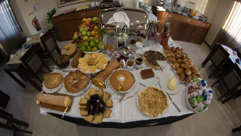 Hotel Do Vale Агиар да Бейра Екстериор снимка