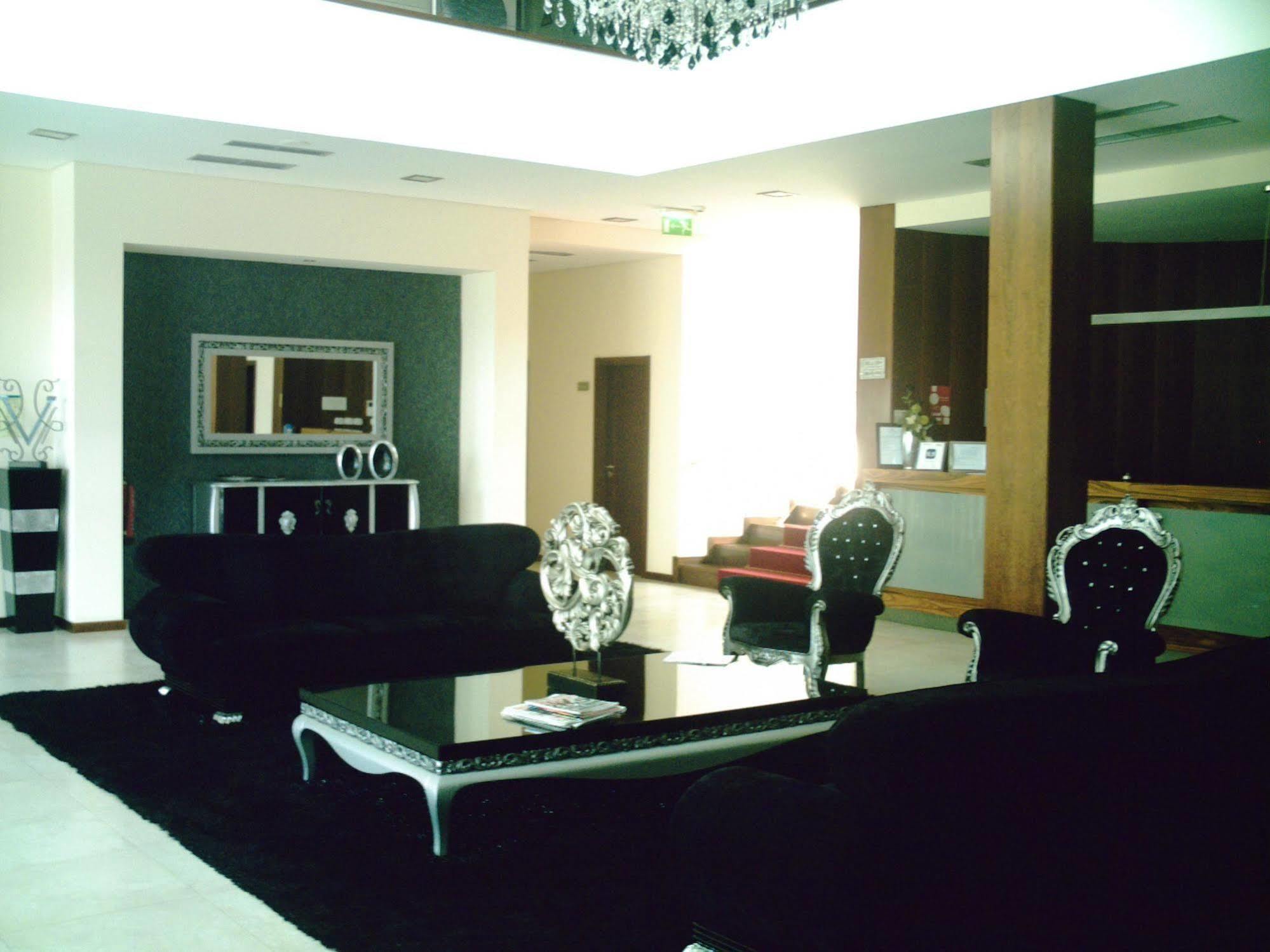 Hotel Do Vale Агиар да Бейра Екстериор снимка